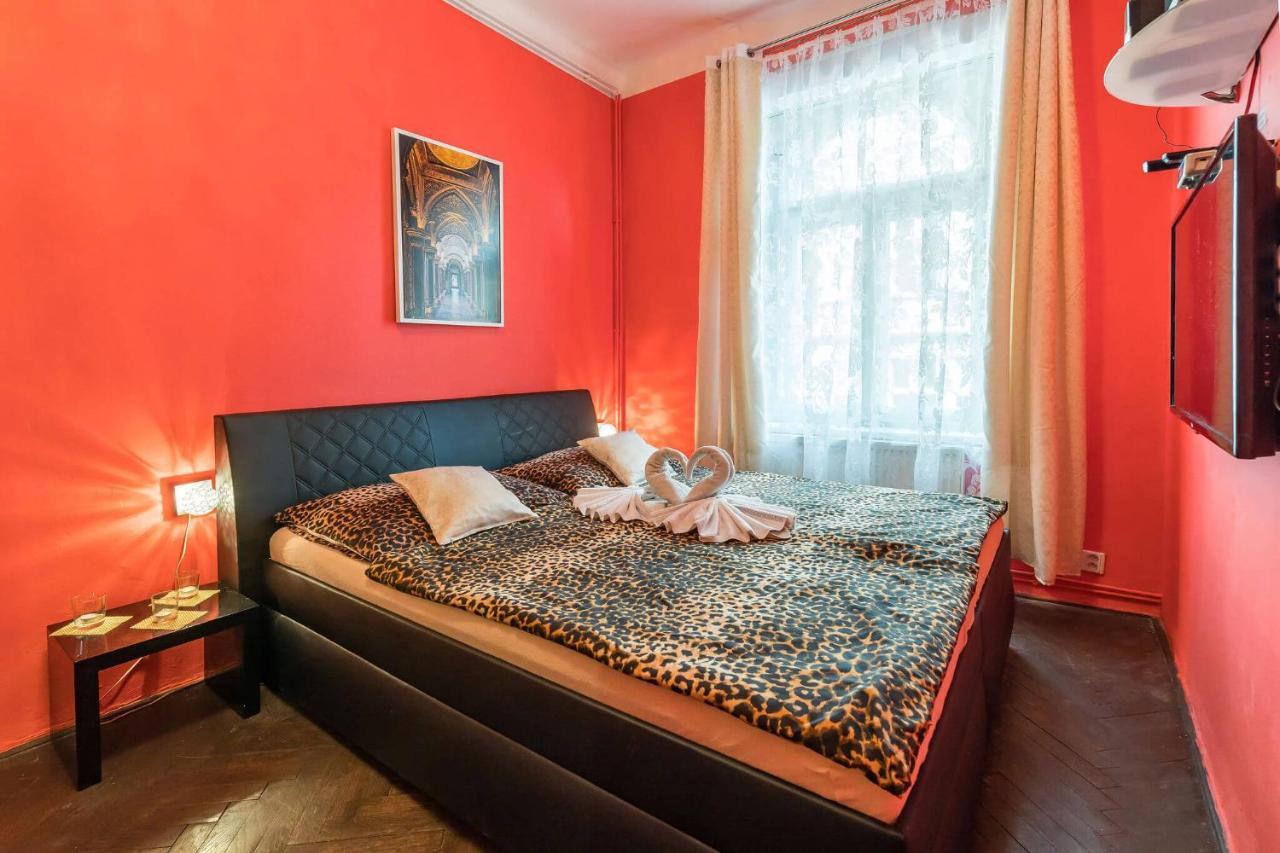 Exclusive Whirlpool Prague